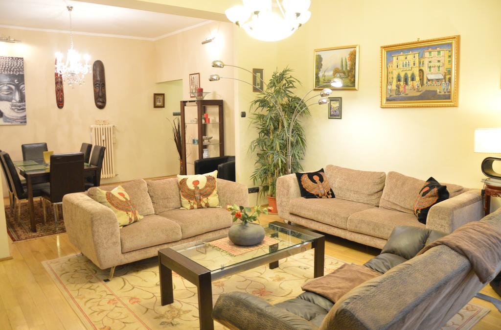Classic Flat At Basilica Apartment Budapest Exterior photo